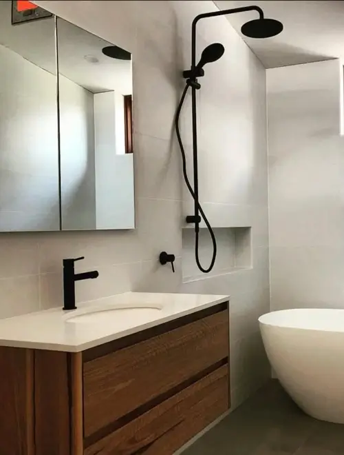 Steve Bennett Plumbing team on the job in South Sydney